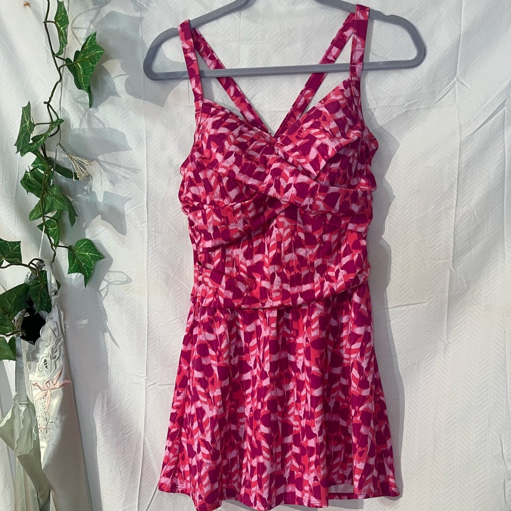 Vibrant Pink Patterned Women's One Piece Swimsuit.   10